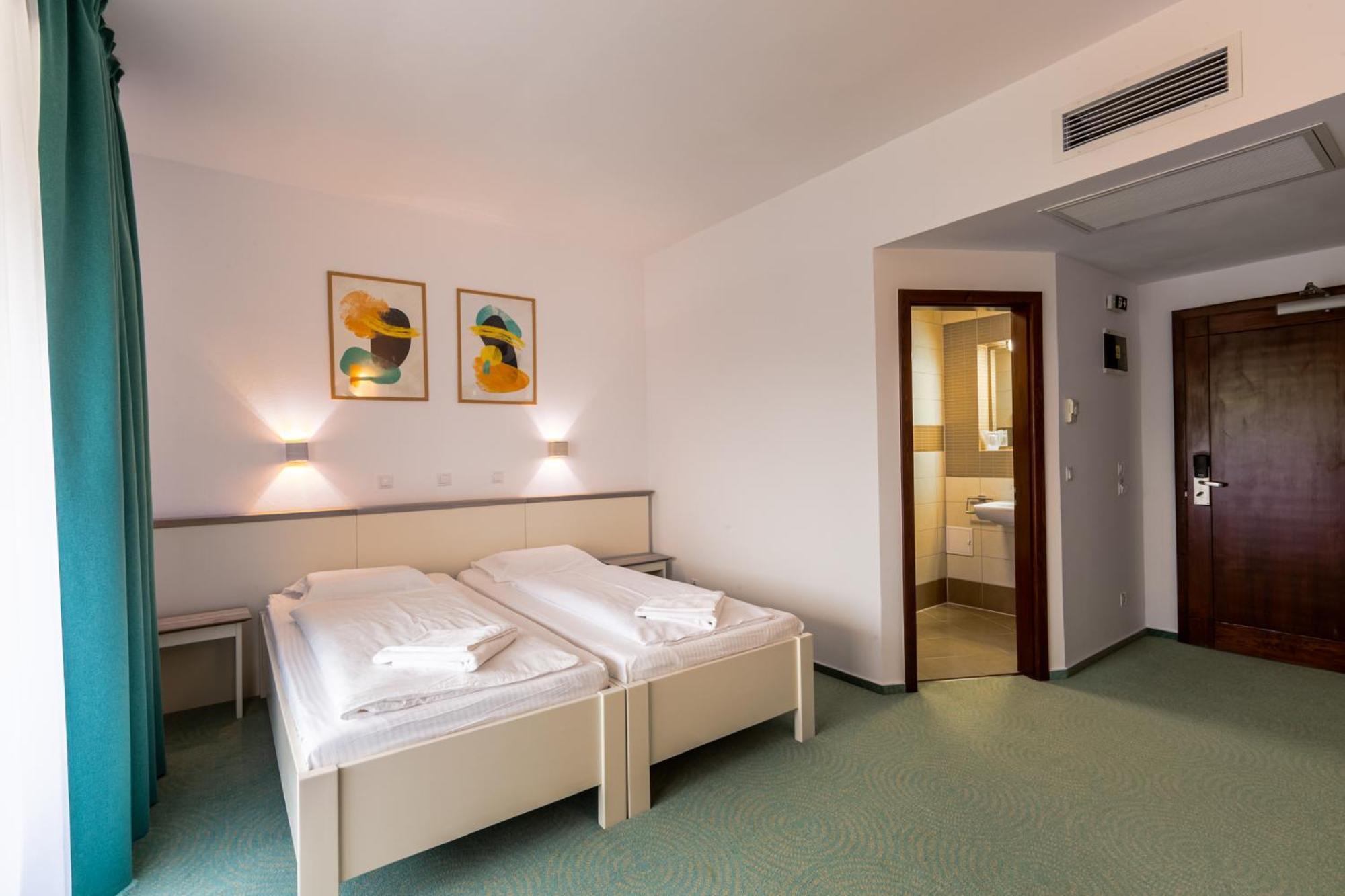 Station touristique Complex Pastravaria Albota 4*